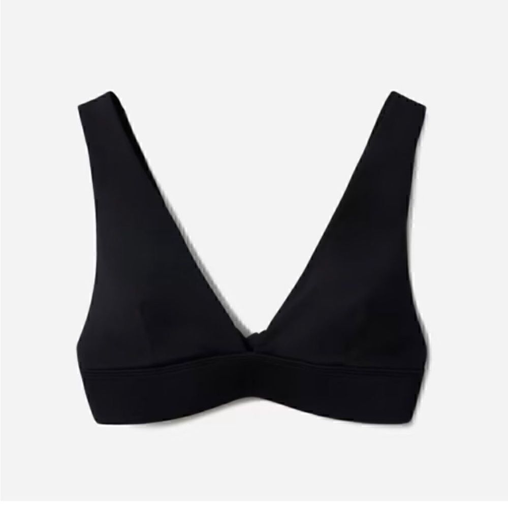 NEW Everlane The‎ Triangle Bikini Top in Black Medium
